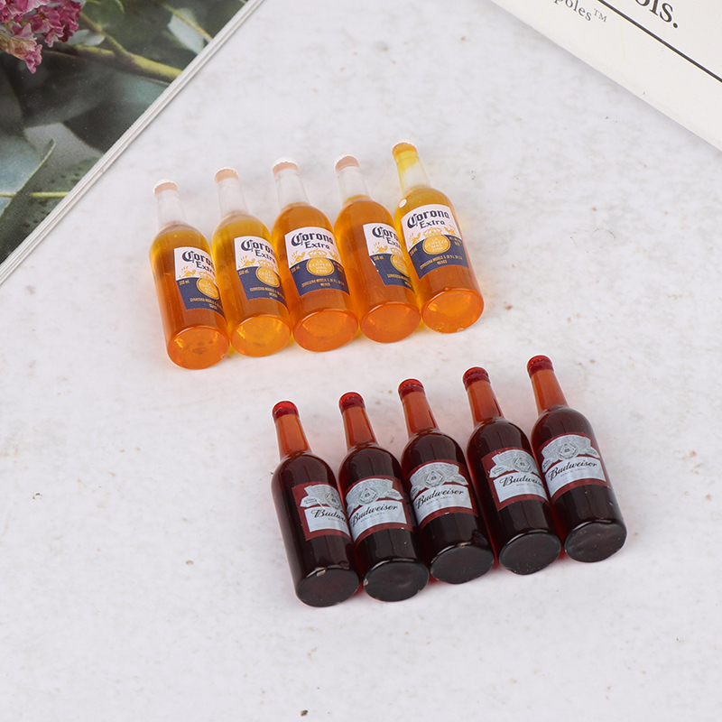 Lot de 90 mini bouteilles d'alcool miniatures pour décoration de maison de  poupée, 9 types de mini bouteilles mélangées pour maquette instantanée de  scène féerique, jardin, pub, bar, bricolage : : Jeux
