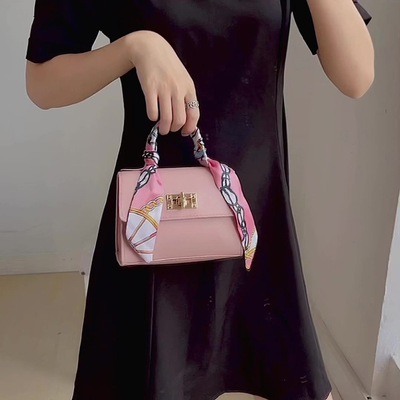 Fendi pu 2025 mini bag