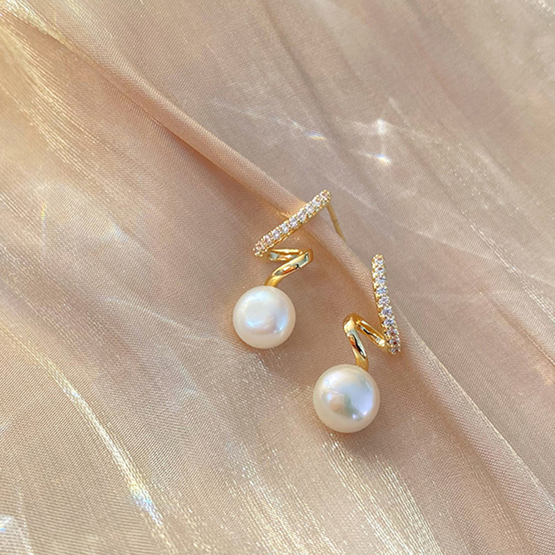 Simple pearl earring on sale designs